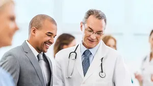 رهبری تحول‌آفرین در مراکز درمانی: چگونه تیم خود را به رشد پایدار برسانید؟