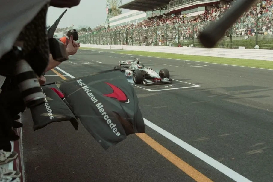 مک‌لارن MP4-13